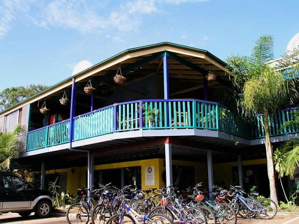 Byron Bay English Language School　(BBELS)